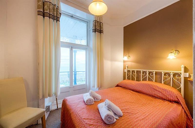 חלנדודנו Whitehouse Hotel מראה חיצוני תמונה