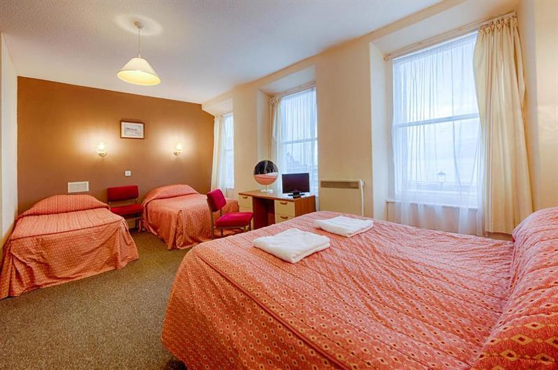 חלנדודנו Whitehouse Hotel מראה חיצוני תמונה